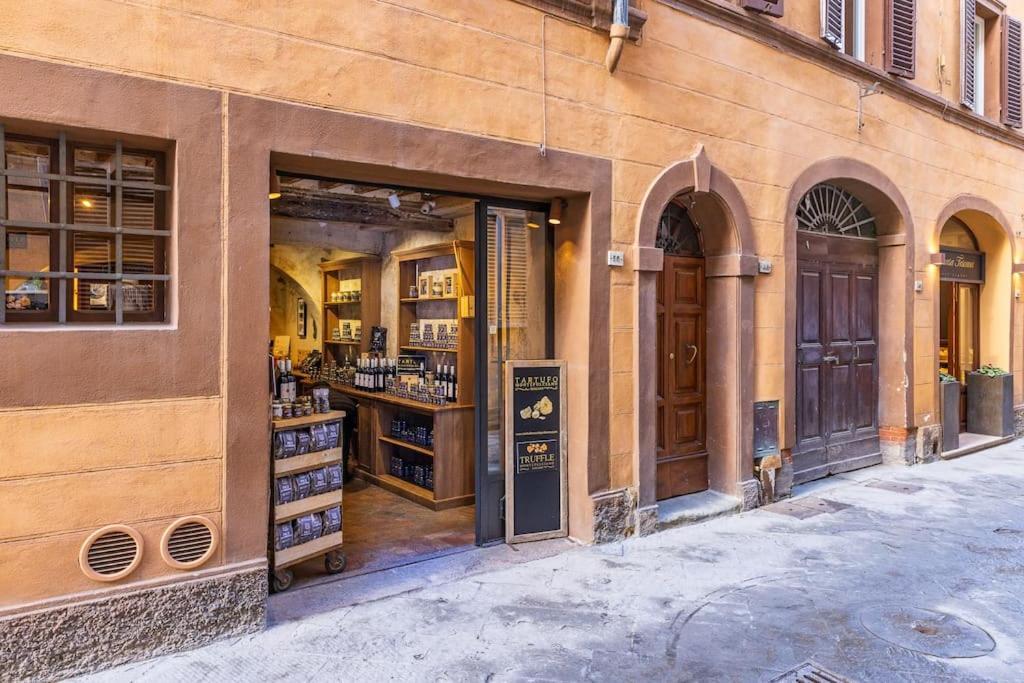 Truffle House Tuscany Magnatum Pico Montepulciano